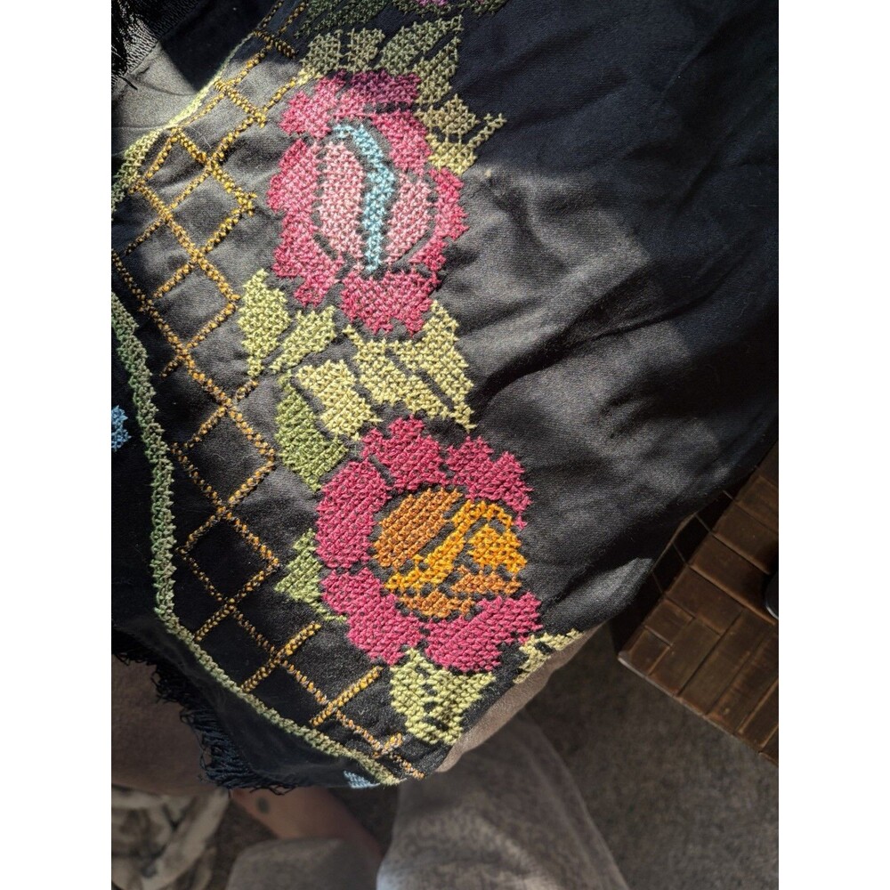 Vtg. Black Satin Multicolor Embroidered Flowers Fringe Tablecloth Round 35” Boho - Picture 11 of 14